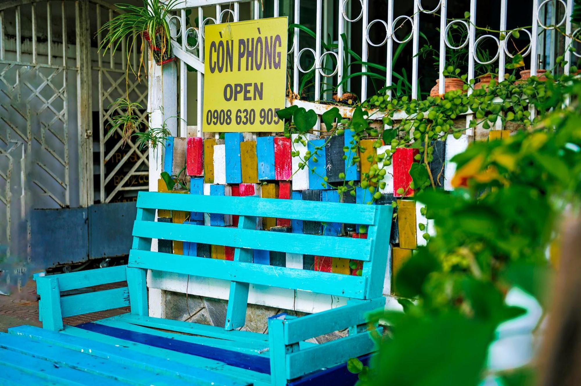 Khách Sạn Bụi Rạch Giá Exterior foto