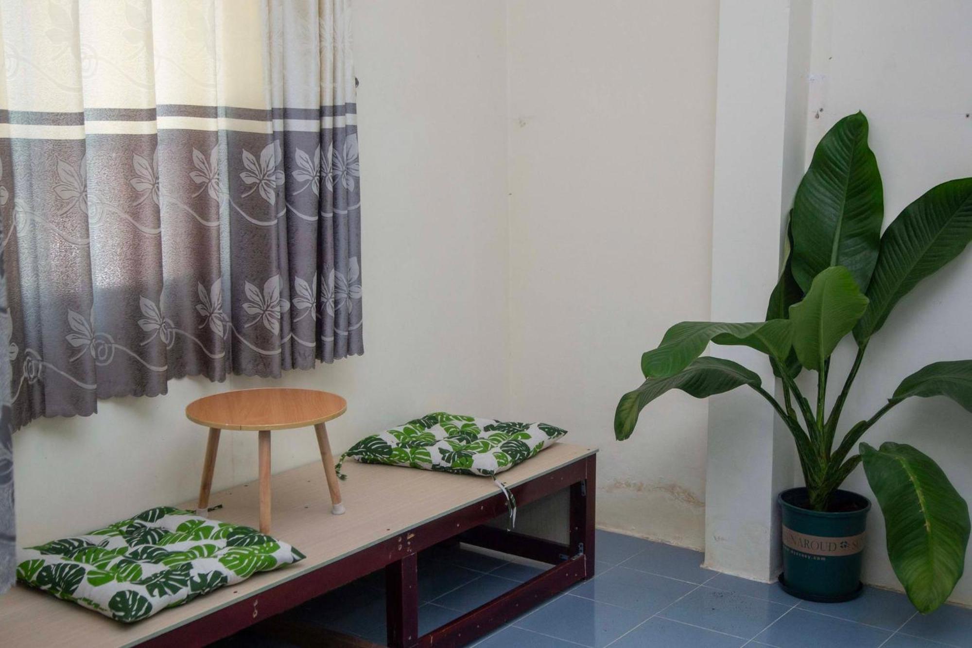 Khách Sạn Bụi Rạch Giá Exterior foto