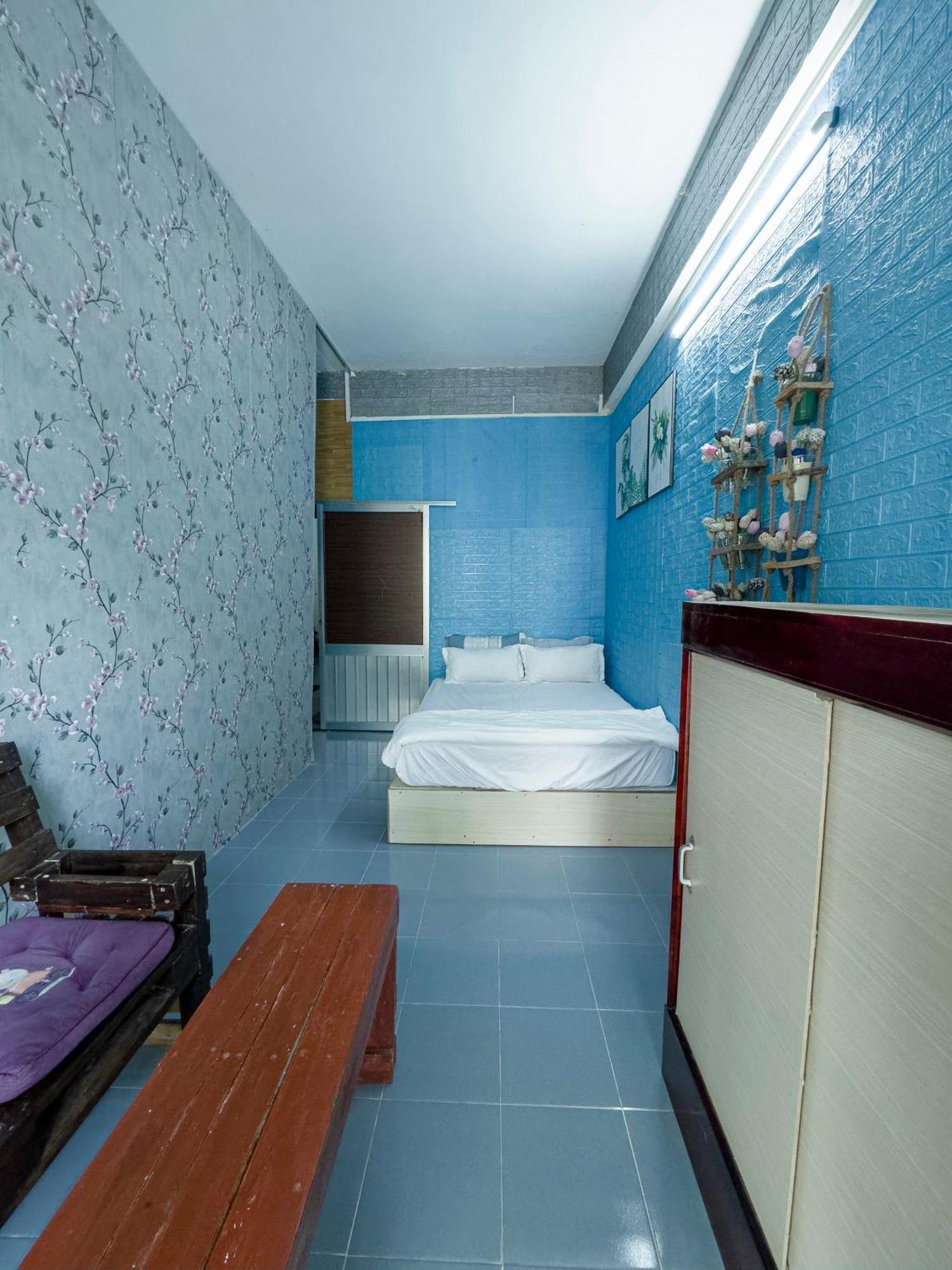 Khách Sạn Bụi Rạch Giá Exterior foto