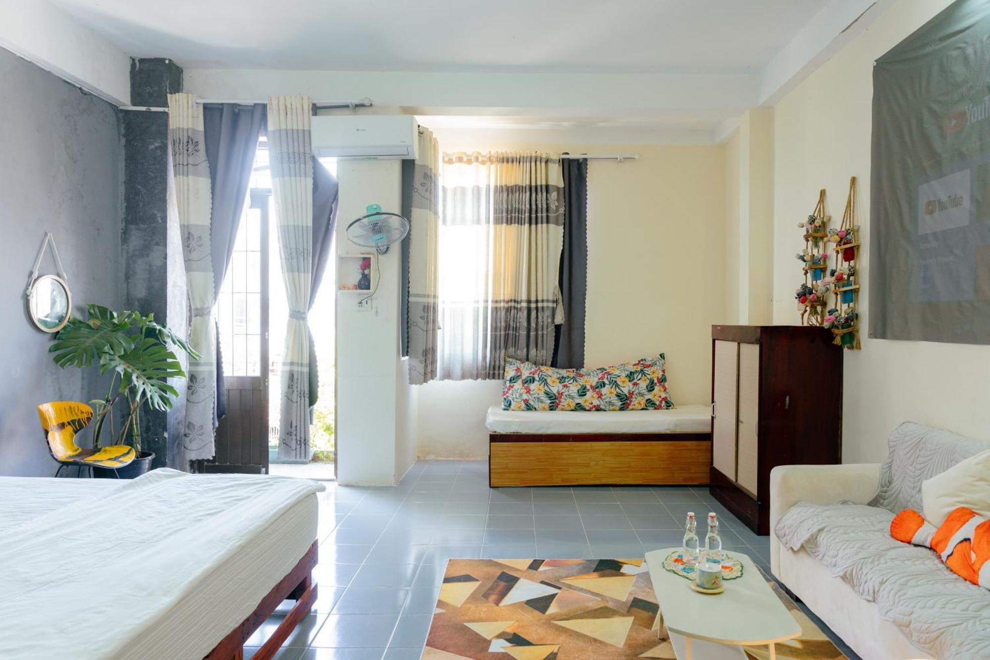 Khách Sạn Bụi Rạch Giá Exterior foto